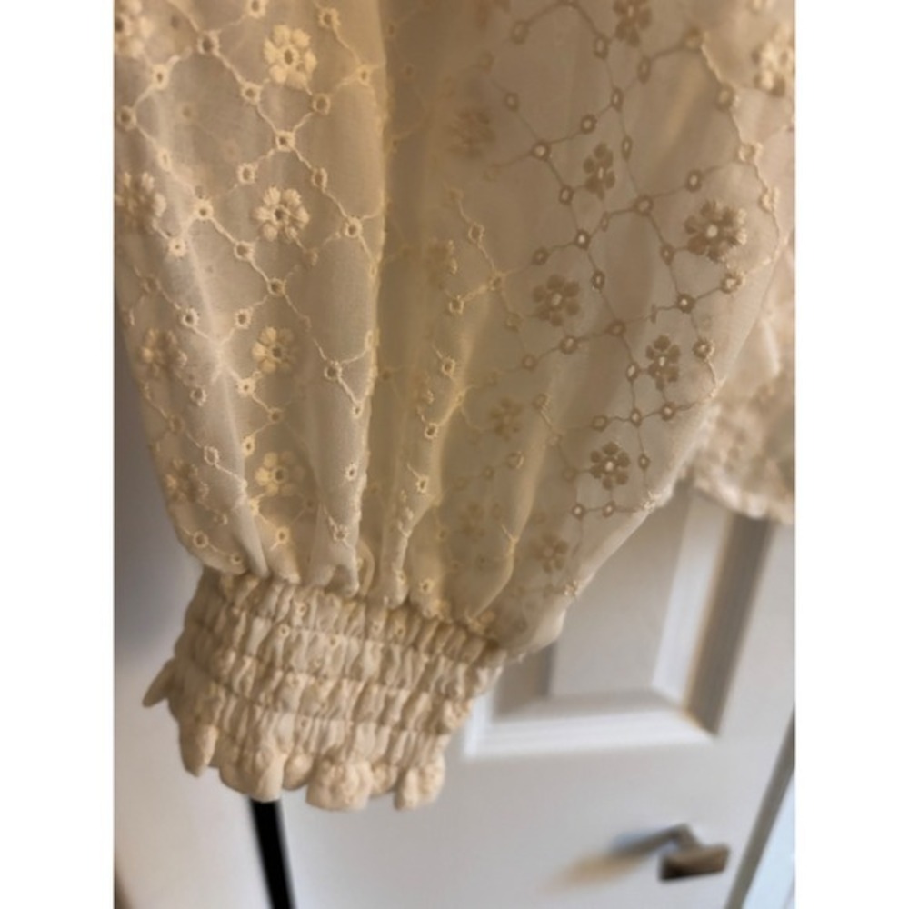 Maeve by Anthropologie Ivory Cream Wrap-Front Ruffle Blouse Size 8 boho feminine - Picture 6 of 7
